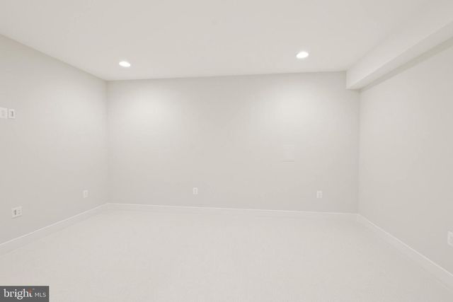 7717 FISHER DR, Falls Church, VA 22043