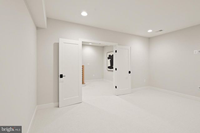 7717 FISHER DR, Falls Church, VA 22043