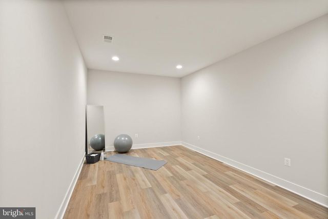 7717 FISHER DR, Falls Church, VA 22043