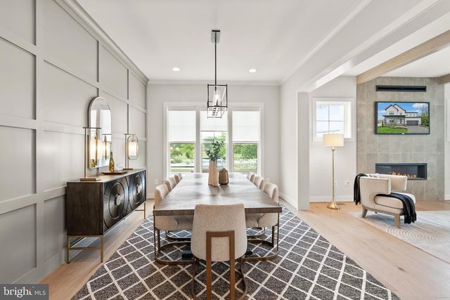 7717 FISHER DR, Falls Church, VA 22043