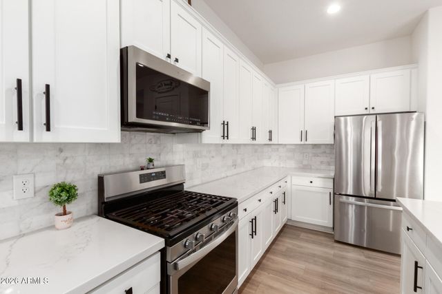 19736 W TURNEY Avenue, Litchfield Park, AZ 85340