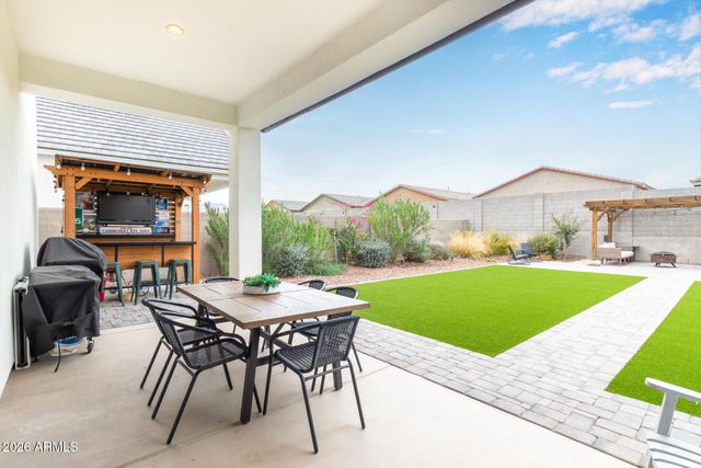 19736 W TURNEY Avenue, Litchfield Park, AZ 85340