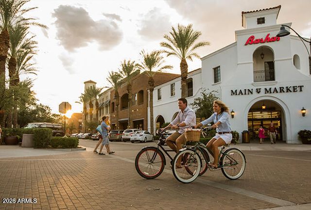 19736 W TURNEY Avenue, Litchfield Park, AZ 85340