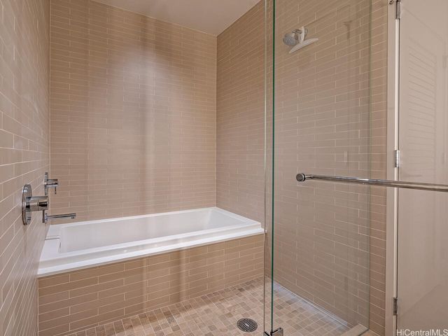 1001 Queen Street 3901, Honolulu, HI 96814