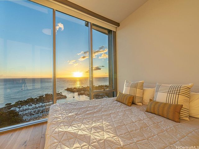 1001 Queen Street 3901, Honolulu, HI 96814