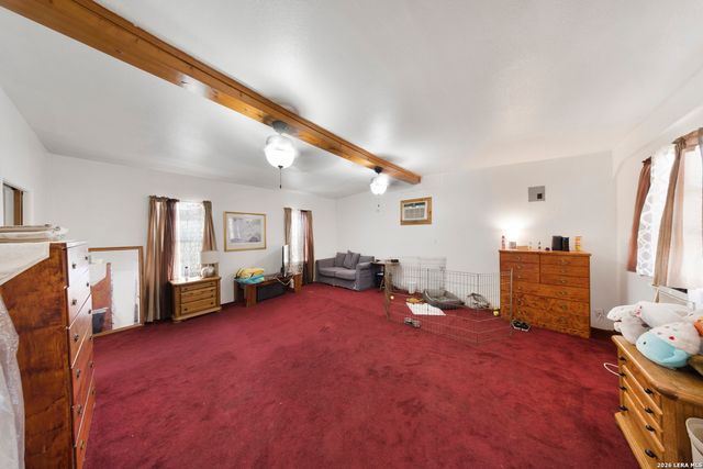 2150 W SUMMIT AVE, San Antonio, TX 78201