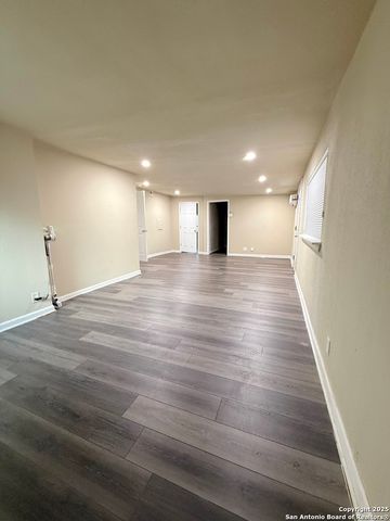 659 W Olmos, San Antonio, TX 78212