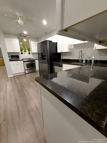 659 W Olmos, San Antonio, TX 78212