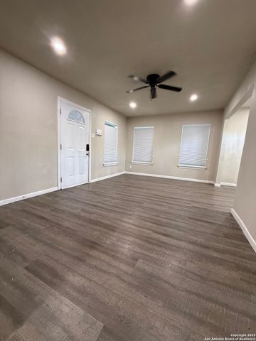 659 W Olmos, San Antonio, TX 78212