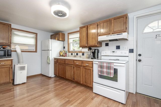 1121 Adams STREET, Waukesha, WI 53186