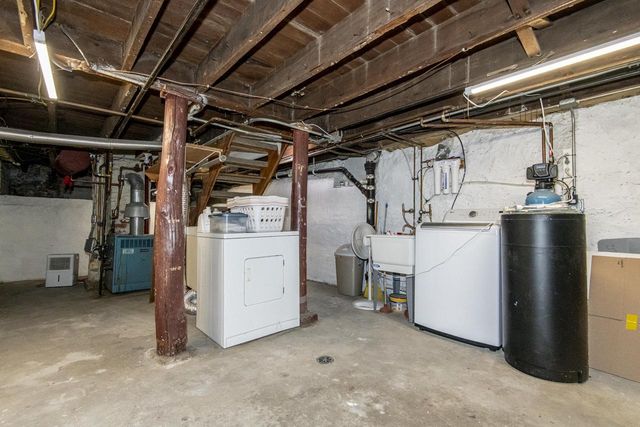 1121 Adams STREET, Waukesha, WI 53186