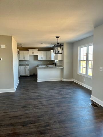 1281 Bailywick Dr, Clarksville, TN 37042