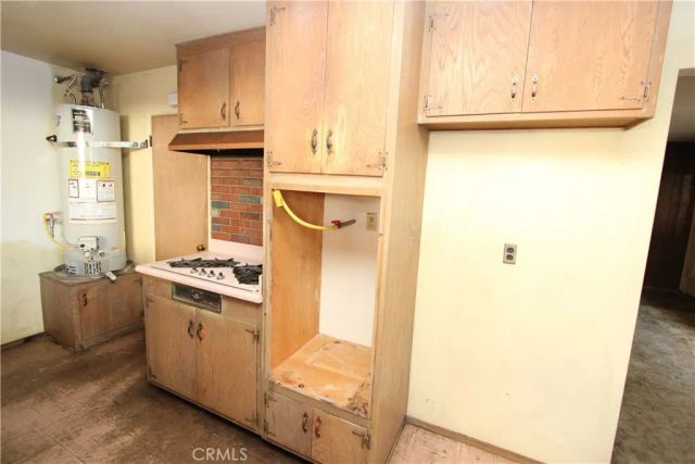 2584 E Delia, Orange, CA 92869