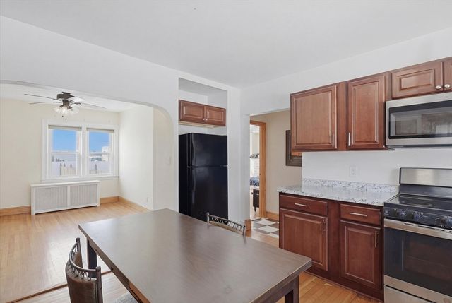 660 S Franklin, Holbrook, MA 02343