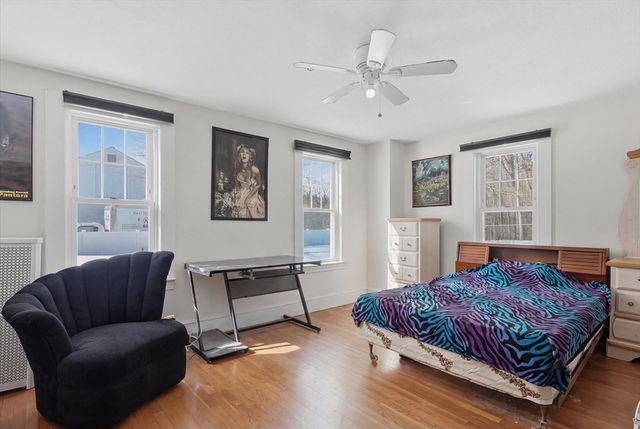 660 S Franklin, Holbrook, MA 02343