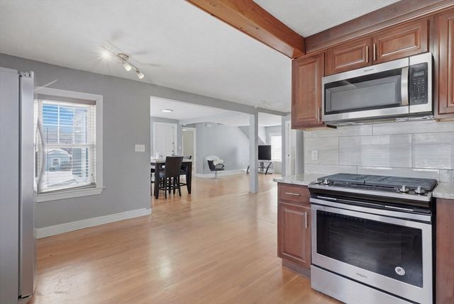 660 S Franklin, Holbrook, MA 02343