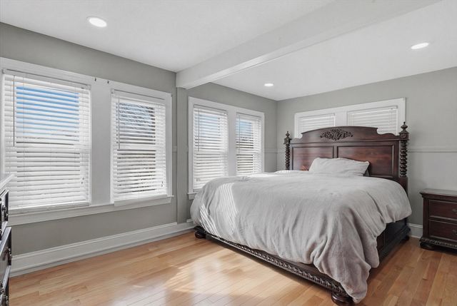 660 S Franklin, Holbrook, MA 02343