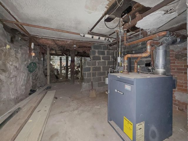 660 S Franklin, Holbrook, MA 02343