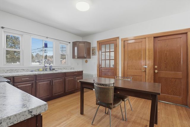 660 S Franklin, Holbrook, MA 02343