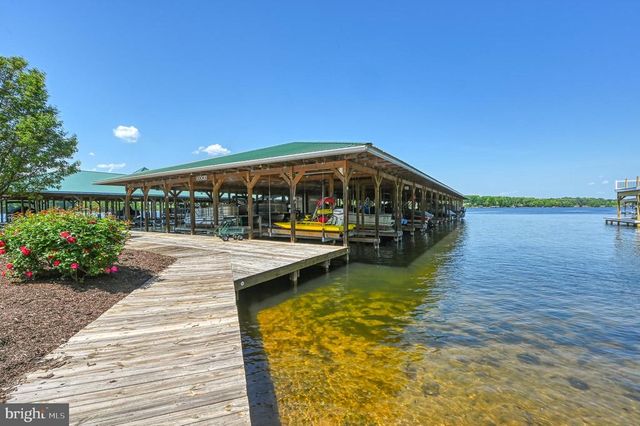 92 MILL RUN, Bumpass, VA 23024