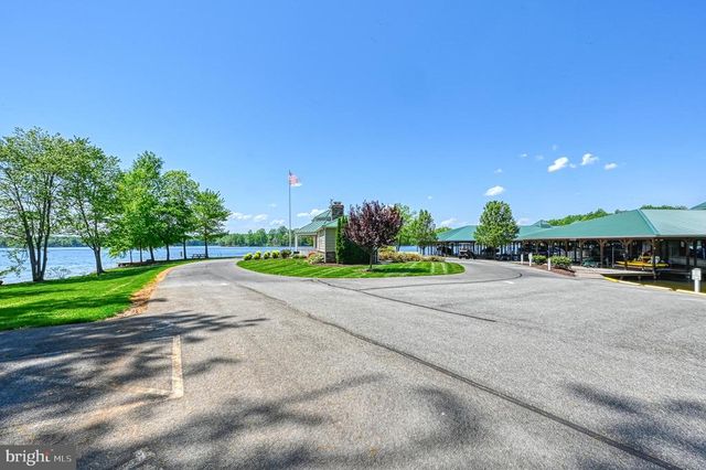 92 MILL RUN, Bumpass, VA 23024