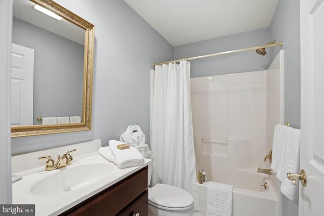 3620 GOLFVIEW DR, Mechanicsburg, PA 17050