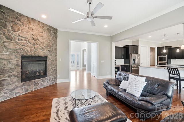 328 Calming Way, Tega Cay, SC 29708