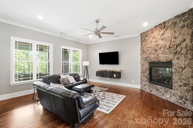 328 Calming Way, Tega Cay, SC 29708