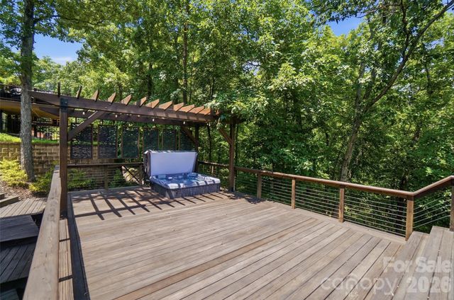 328 Calming Way, Tega Cay, SC 29708