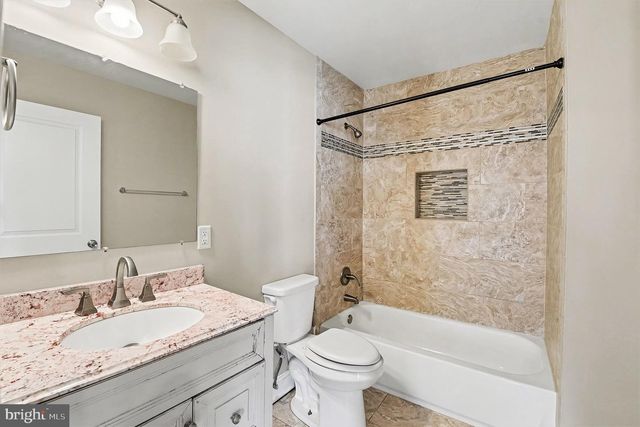 8716 EDDINGTON RD, Parkville, MD 21234