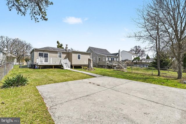 8716 EDDINGTON RD, Parkville, MD 21234