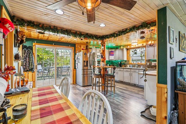 32808 S Lakeshore DRIVE, Burlington, WI 53105