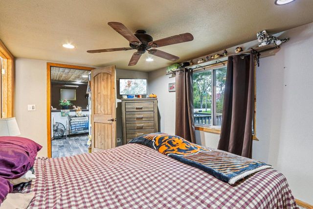 32808 S Lakeshore DRIVE, Burlington, WI 53105