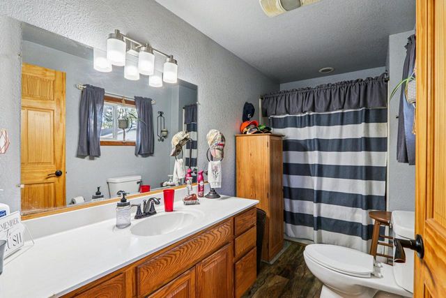 32808 S Lakeshore DRIVE, Burlington, WI 53105