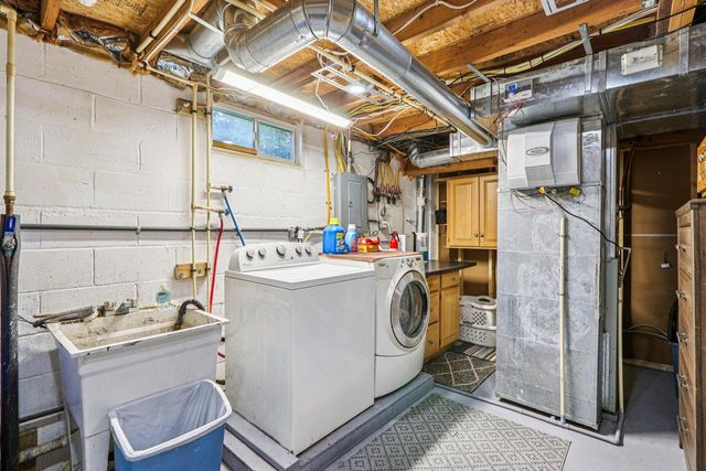 32808 S Lakeshore DRIVE, Burlington, WI 53105