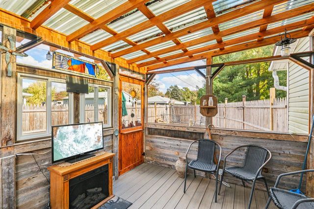 32808 S Lakeshore DRIVE, Burlington, WI 53105