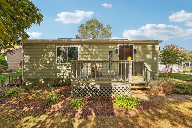 32808 S Lakeshore DRIVE, Burlington, WI 53105