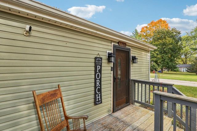 32808 S Lakeshore DRIVE, Burlington, WI 53105