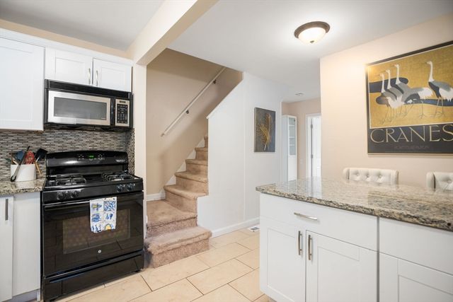 6 Pineland Ave, Shrewsbury, MA 01545