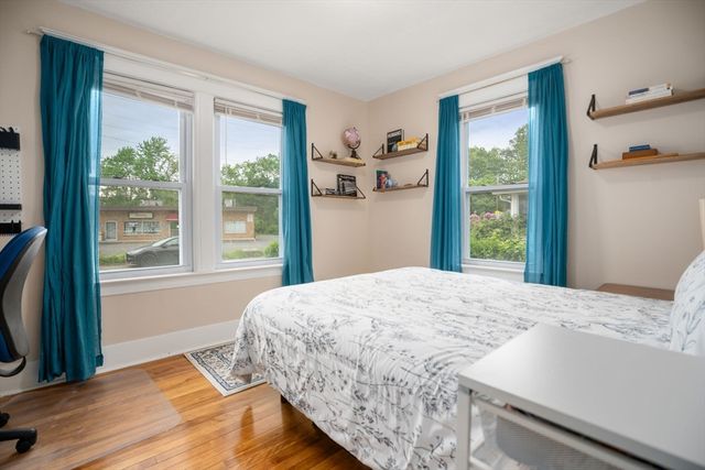 6 Pineland Ave, Shrewsbury, MA 01545