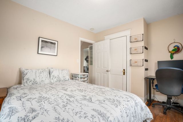 6 Pineland Ave, Shrewsbury, MA 01545