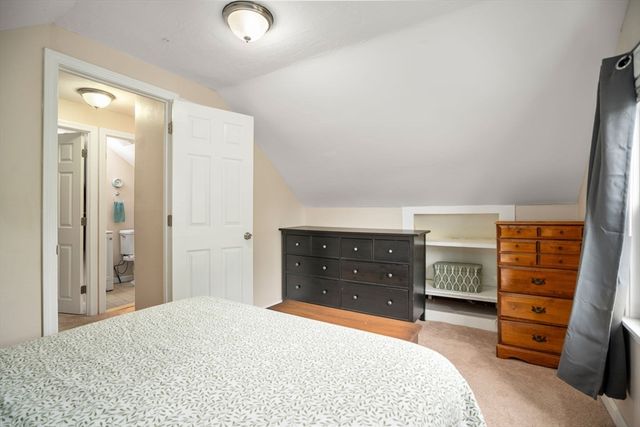 6 Pineland Ave, Shrewsbury, MA 01545