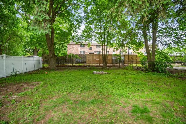 6 Pineland Ave, Shrewsbury, MA 01545