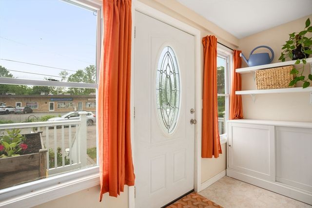 6 Pineland Ave, Shrewsbury, MA 01545