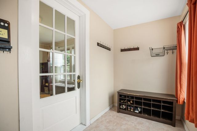 6 Pineland Ave, Shrewsbury, MA 01545
