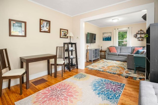 6 Pineland Ave, Shrewsbury, MA 01545