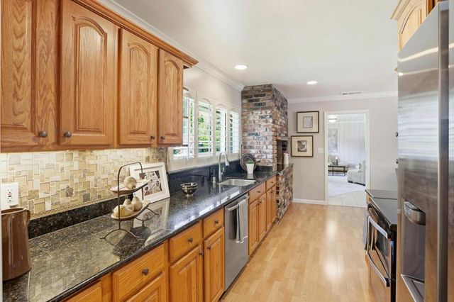 1701 S Springer Road, Mountain View, CA 94040