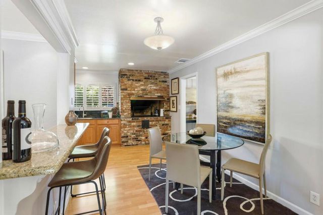 1701 S Springer Road, Mountain View, CA 94040