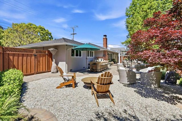 1701 S Springer Road, Mountain View, CA 94040