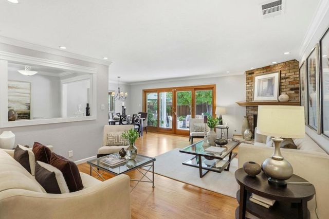 1701 S Springer Road, Mountain View, CA 94040